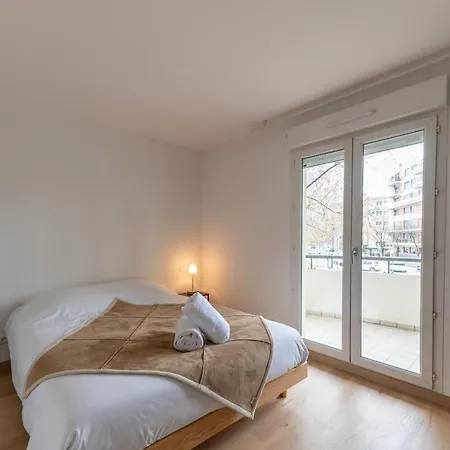 L'Esperluette - 44 Sqm Apartment With Garage & Balcony In The City Center Annecy Exterior foto